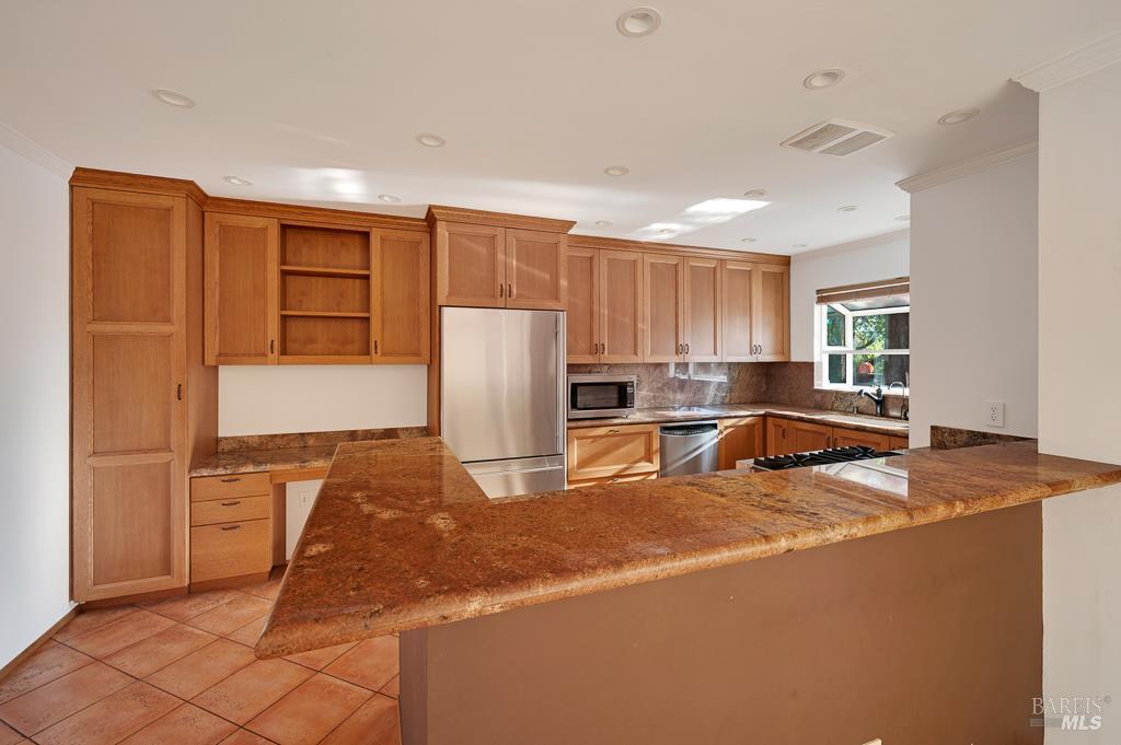 815 Dry Creek Road Healdsburg, CA 95448 - Photo 9 of 37