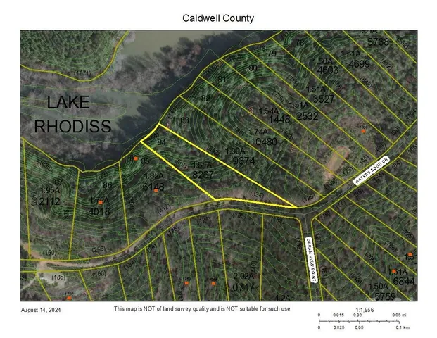 a view of an outdoor space