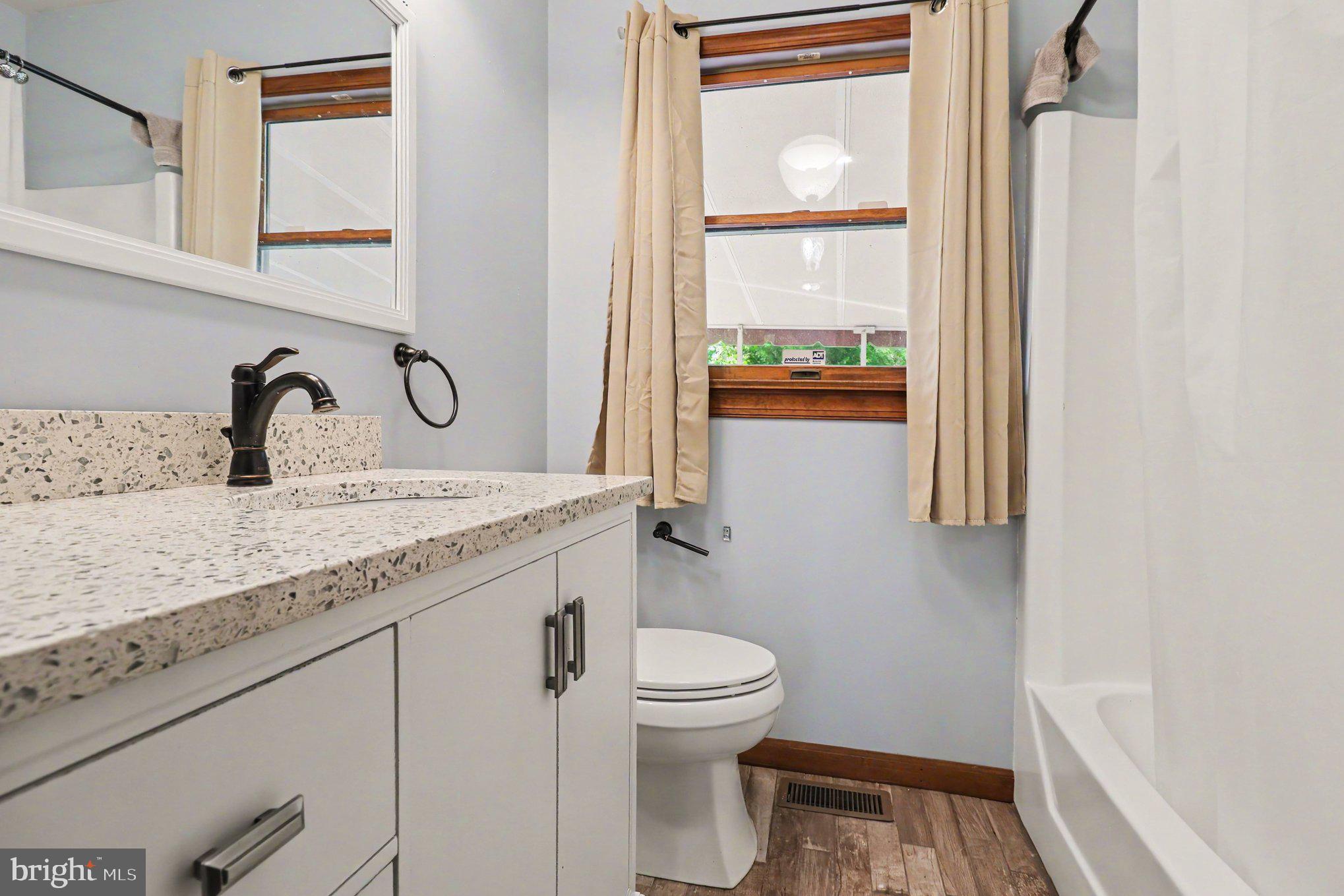 5001 Courthouse Road Spotsylvania, VA 22551 - Photo 19 of 31 Hall bathroom