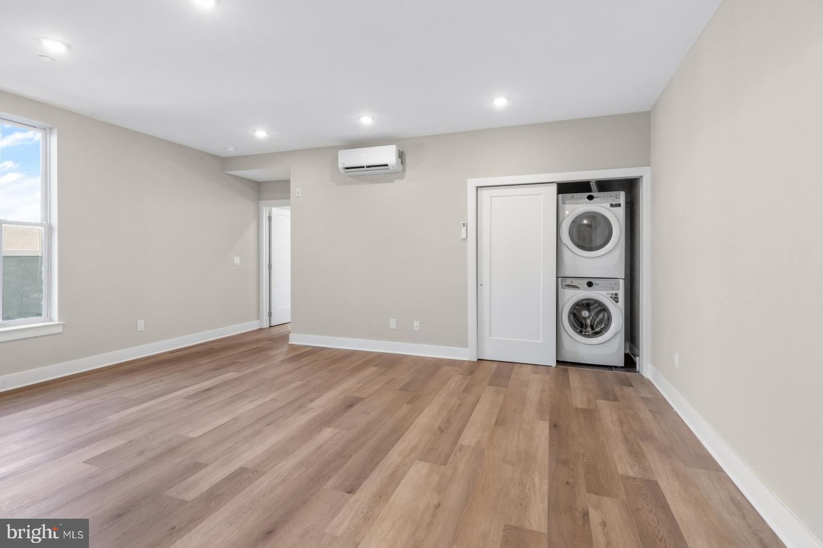 6712 Ridge Avenue, Unit 204 Philadelphia, PA 19128 - Photo 2 of 18 a view of an empty room with a window