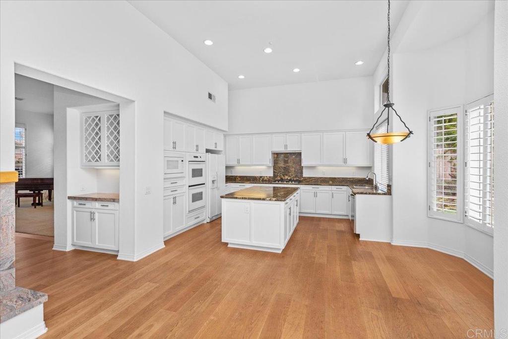 219 Pacific View Lane Encinitas, CA 92024 - Photo 16 of 39