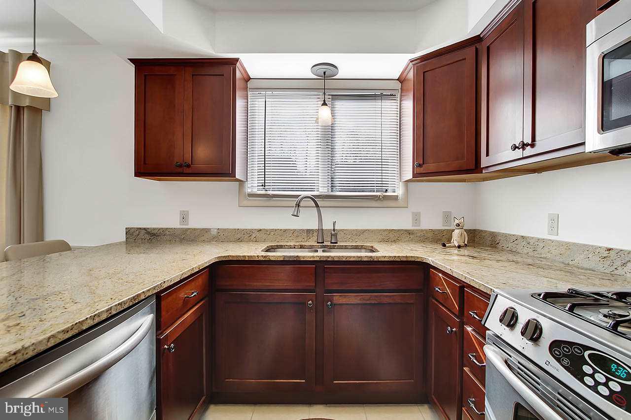 10 Greenleaf Road York, PA 17406 - Photo 9 of 25 Gallery Image 9