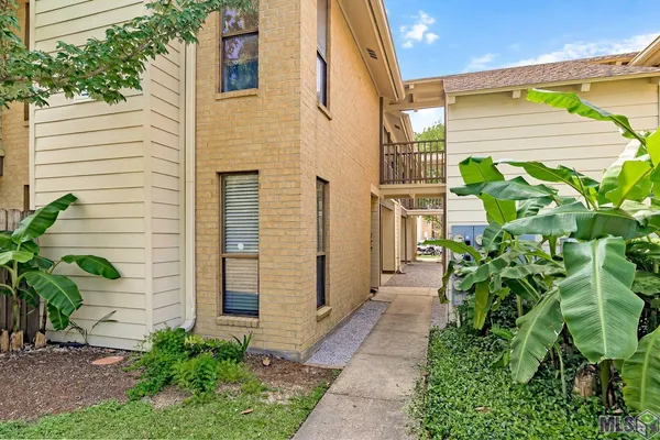 $1,100 | 5243 Butter Creek Lane, Unit H02, Baton Rouge, LA 70809