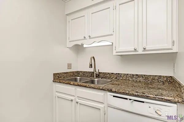 $1,100 | 5243 Butter Creek Lane, Unit H02, Baton Rouge, LA 70809