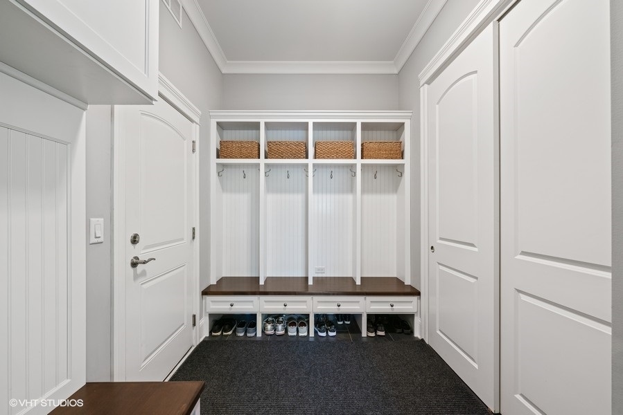 723 Wellner Road Naperville, IL 60540 - Photo 17 of 46