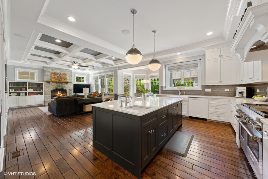 723 Wellner Road Naperville, IL 60540 - Photo 18 of 46