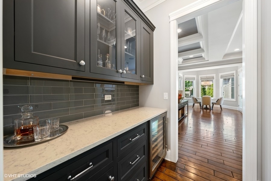 723 Wellner Road Naperville, IL 60540 - Photo 8 of 46