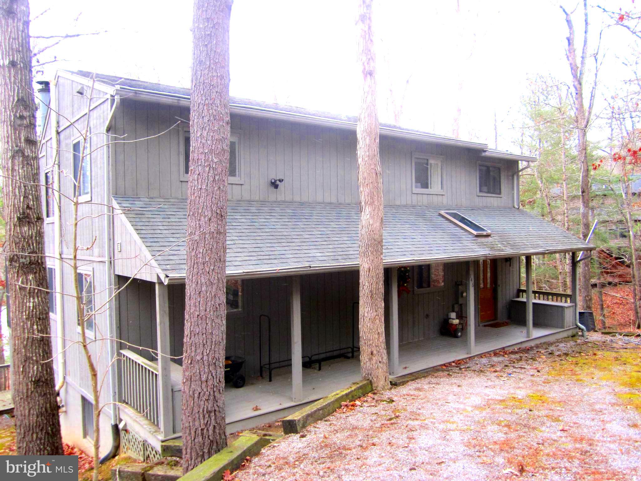 146 Ellis Road Basye, VA 22842 - Photo 3 of 36 Exterior
