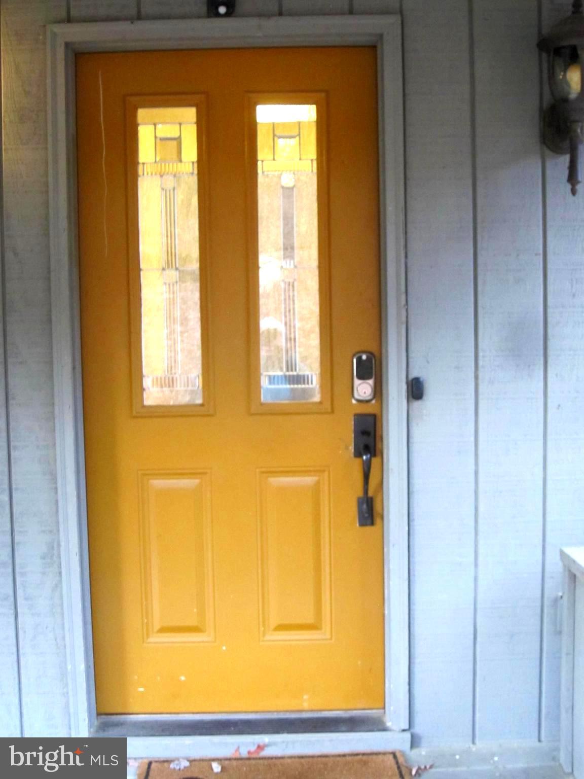 146 Ellis Road Basye, VA 22842 - Photo 5 of 36 Entrance