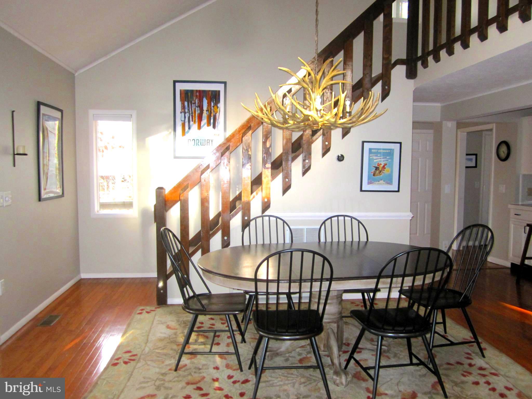 146 Ellis Road Basye, VA 22842 - Photo 9 of 36 Dining Area