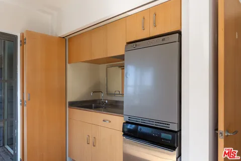 $14,500 | 3410 Hermosa Avenue, Hermosa Beach, CA 90254