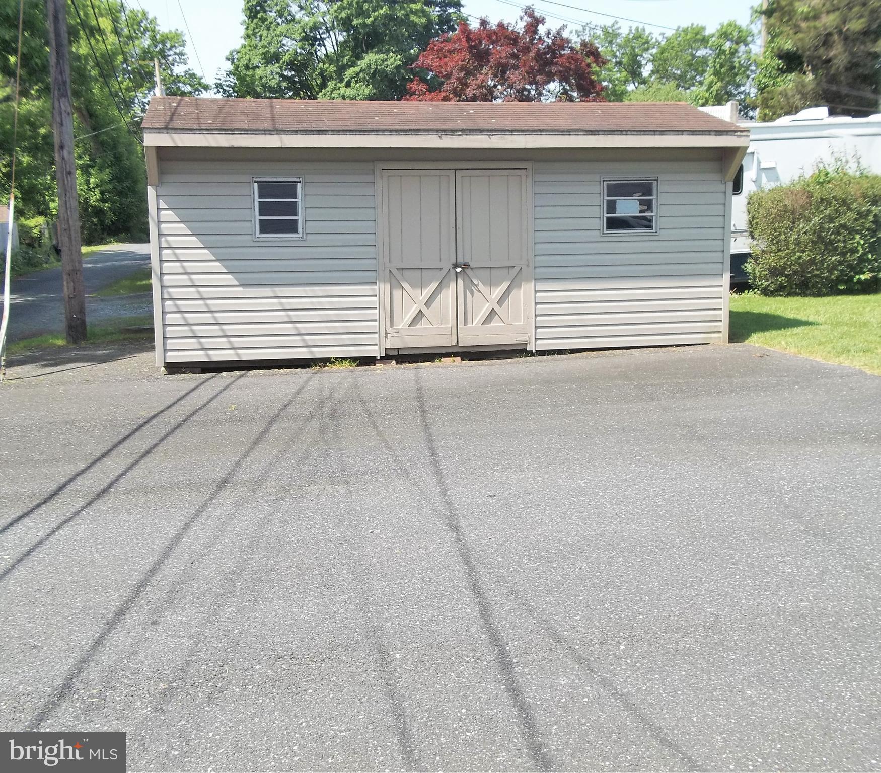 145 Post Road Aberdeen, MD 21001 - Photo 20 of 22 Lots of Parking