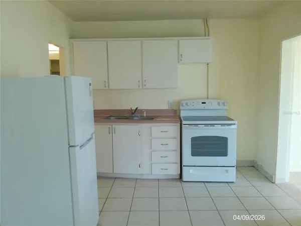 $800 | 1111 Cypress Gardens Boulevard, Unit 12, Winter Haven, FL 33884