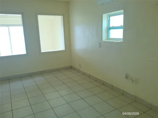 $800 | 1111 Cypress Gardens Boulevard, Unit 12, Winter Haven, FL 33884