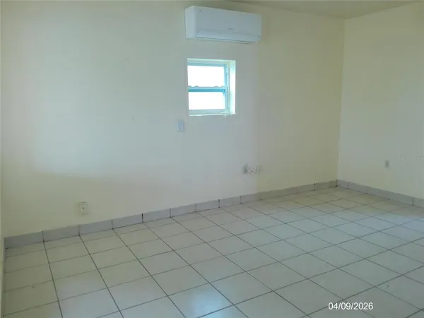 $800 | 1111 Cypress Gardens Boulevard, Unit 12, Winter Haven, FL 33884