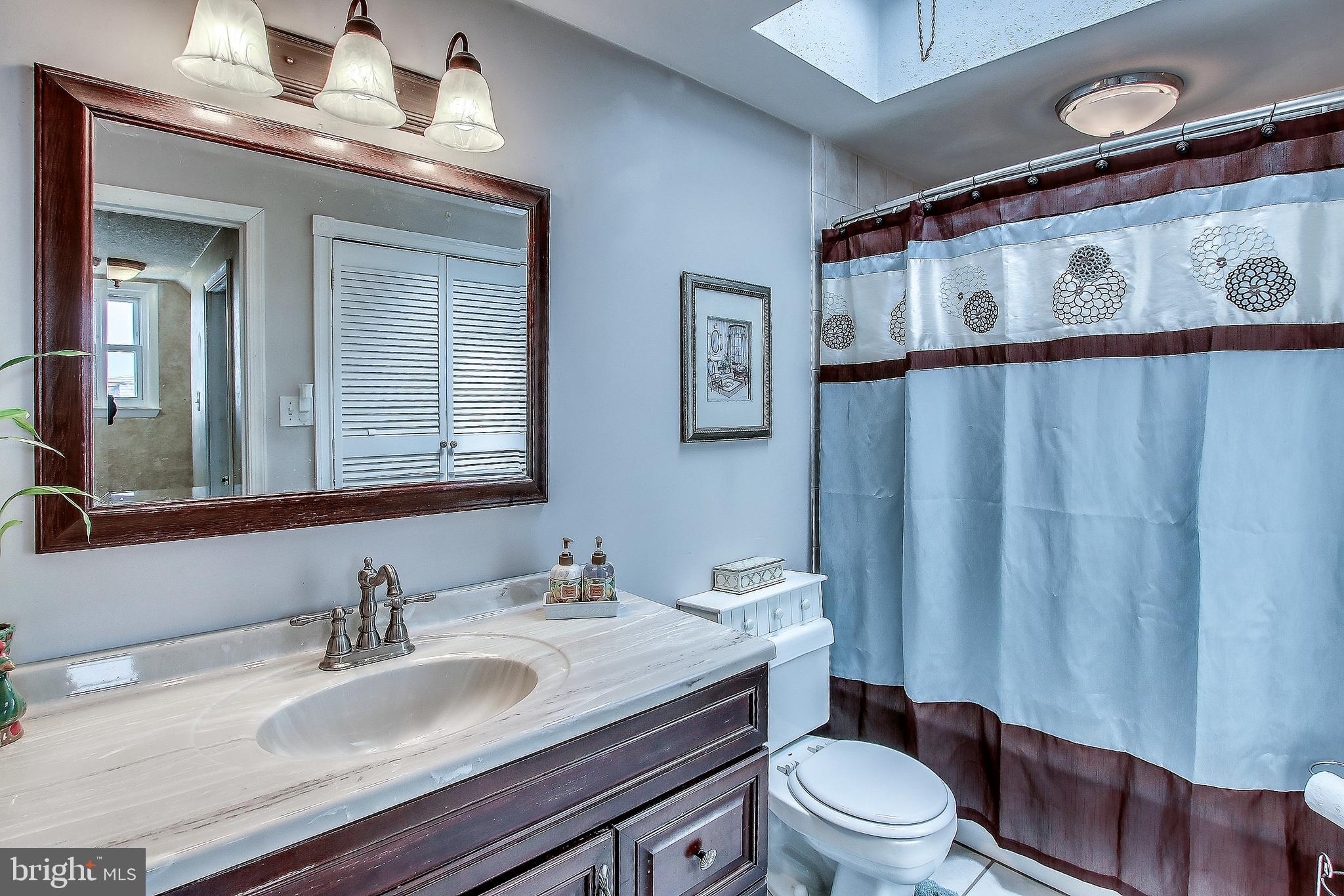 4280 Lawnside Road Philadelphia, PA 19154 - Photo 22 of 36 Totally Remodeled Full Bathroom