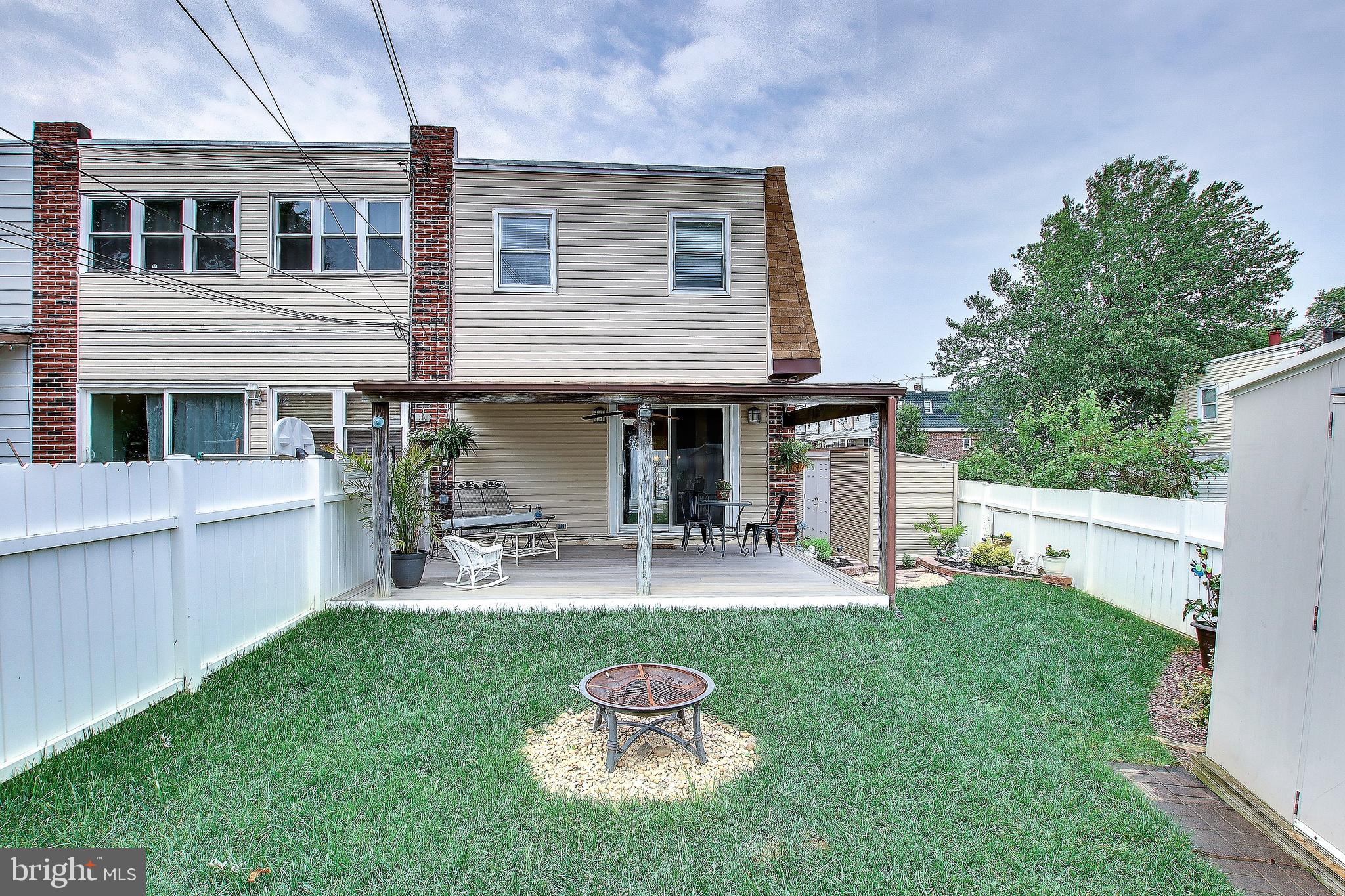 4280 Lawnside Road Philadelphia, PA 19154 - Photo 35 of 36 Rear Yard