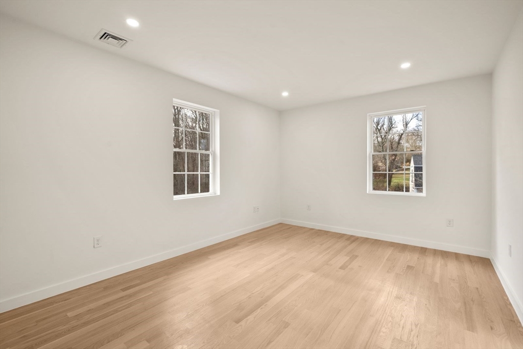 441 Old County Road Westport, MA 02790 - Photo 16 of 23