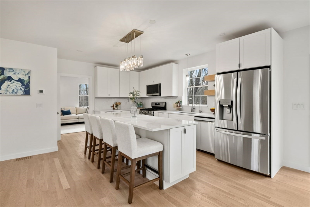 441 Old County Road Westport, MA 02790 - Photo 6 of 23