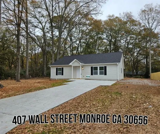 a view of house and outdoor space