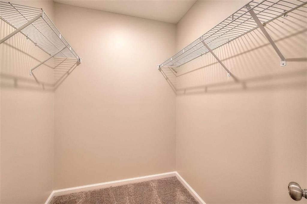 407 Wall Street Monroe, GA 30655 - Photo 19 of 51 a view of small space with empty racks