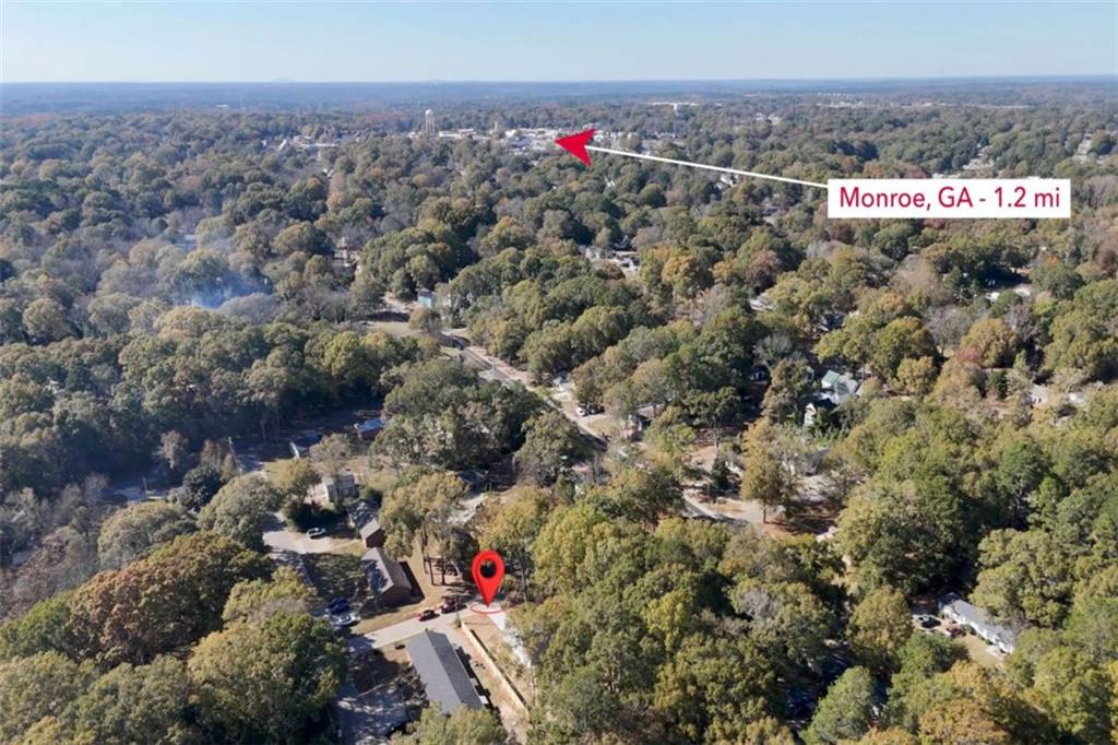 407 Wall Street Monroe, GA 30655 - Photo 3 of 51 a view of city and mountain