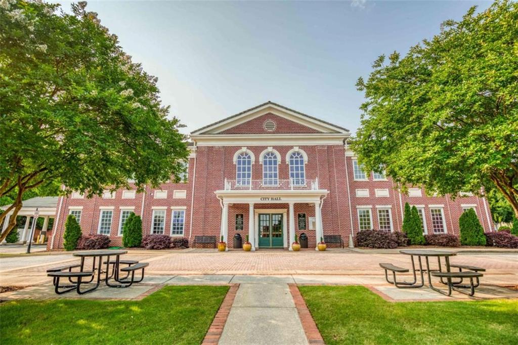 407 Wall Street Monroe, GA 30655 - Photo 39 of 51 a front view of a house with a yard