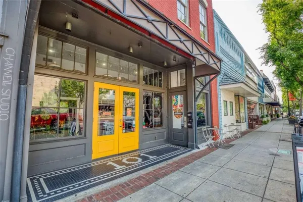 a car parked in front of a building