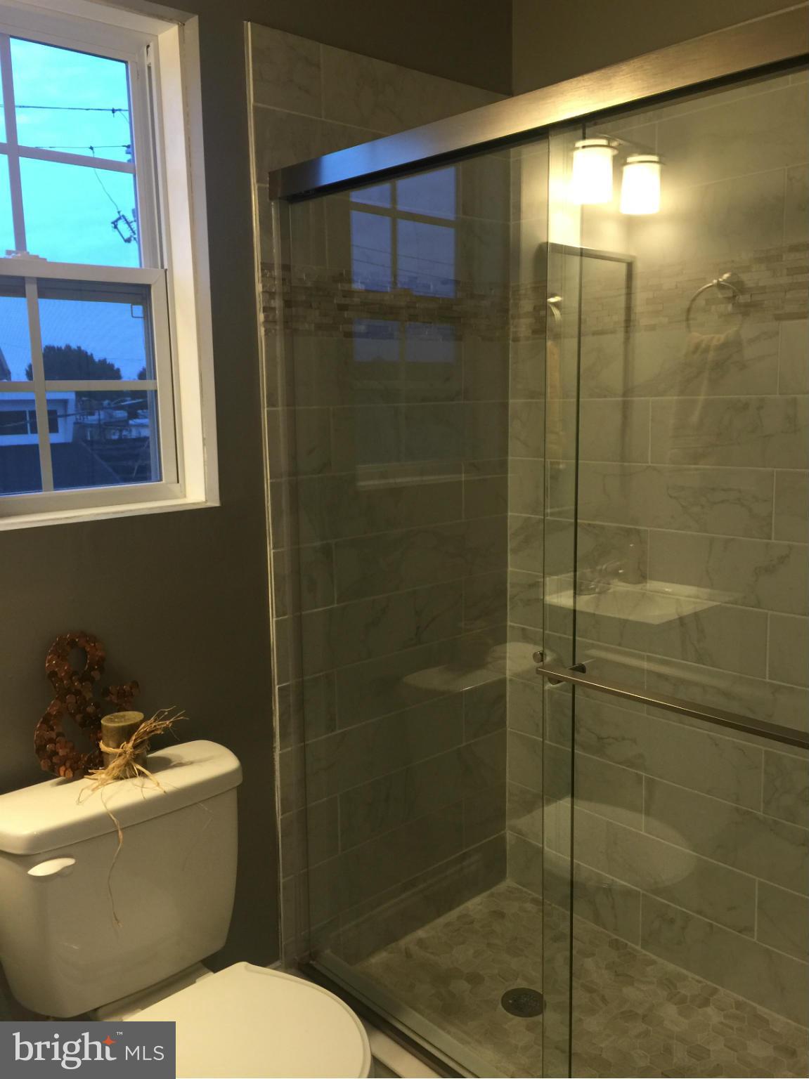 1446 Hull Street Baltimore, MD 21230 - Photo 29 of 30 Bathroom in the 3rd bedroom