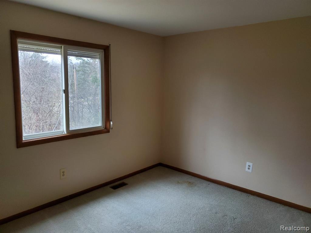 26289 Power Road Farmington Hills, MI 48334 - Photo 47 of 63