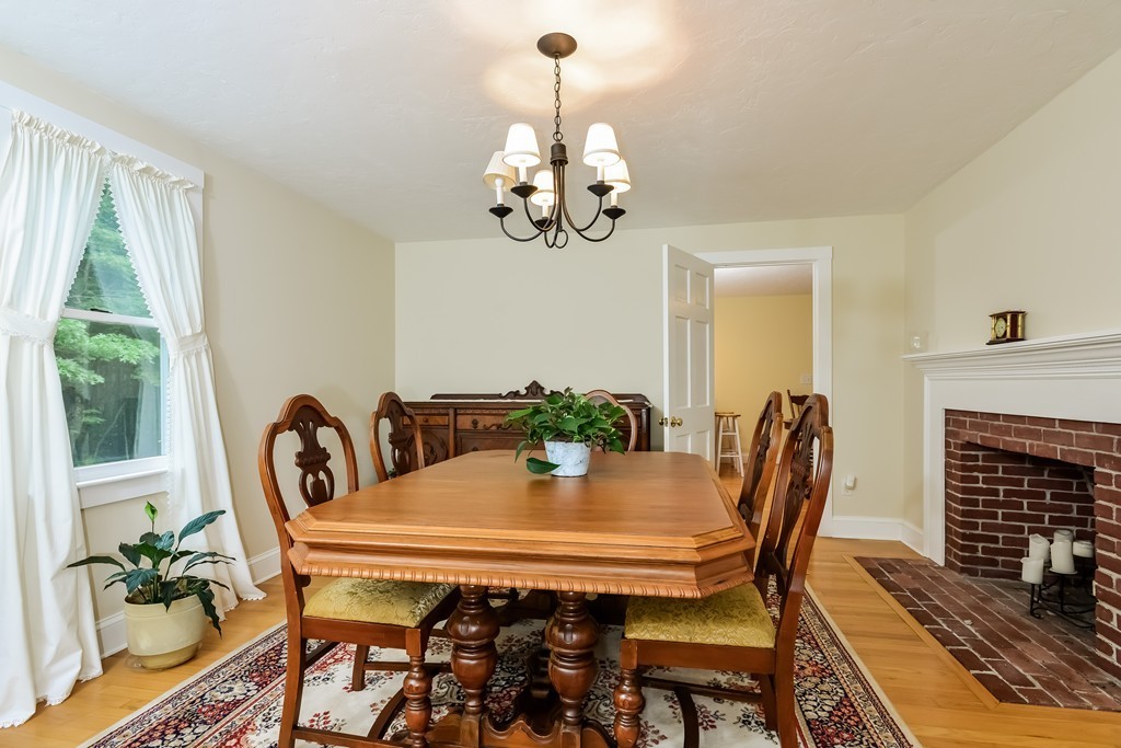 253 Mendell Road Rochester, MA 02770 - Photo 5 of 23