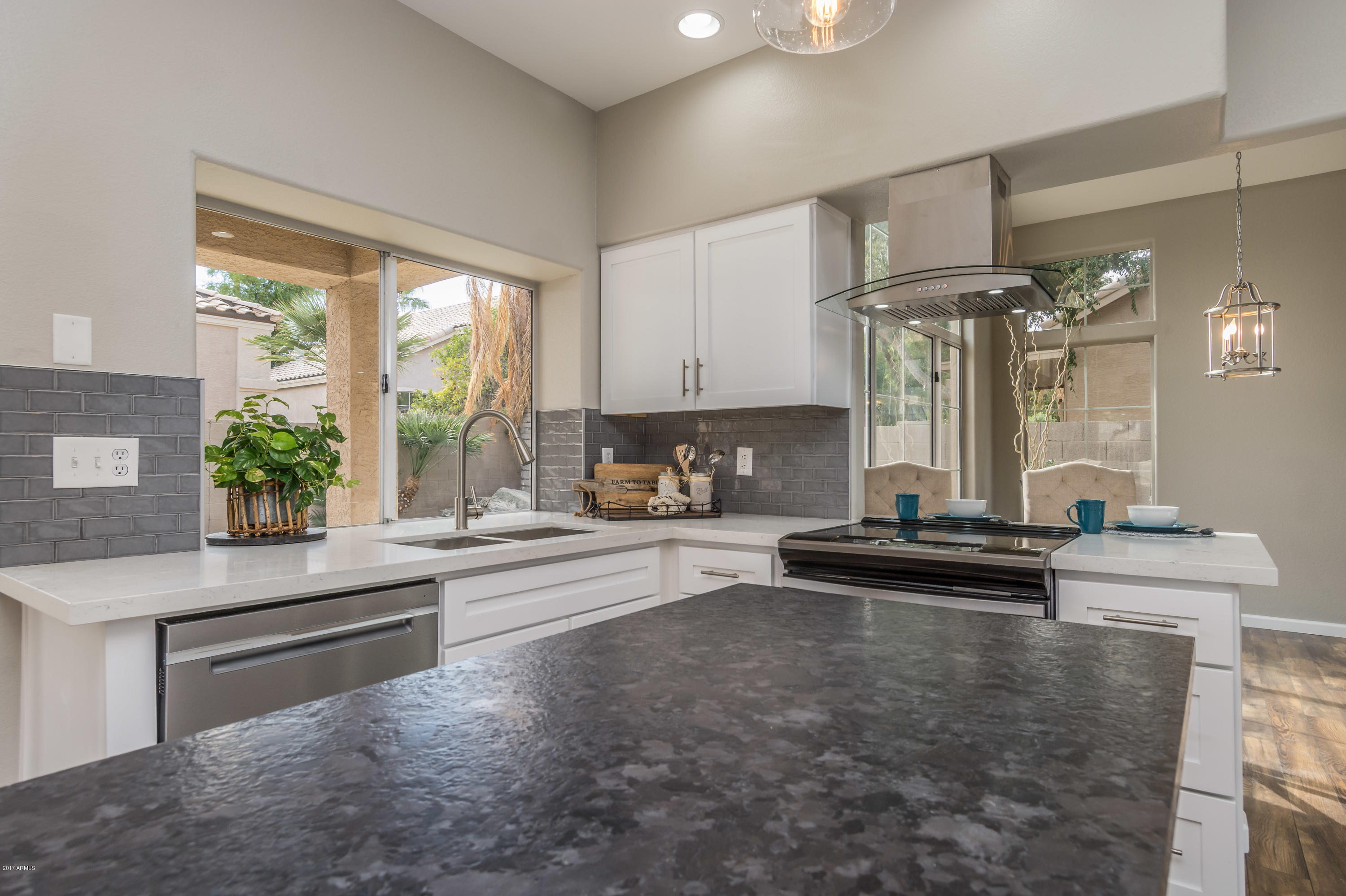 177 West Colt Road Tempe, AZ 85284 - Photo 7 of 29 DSC_2046-Edit