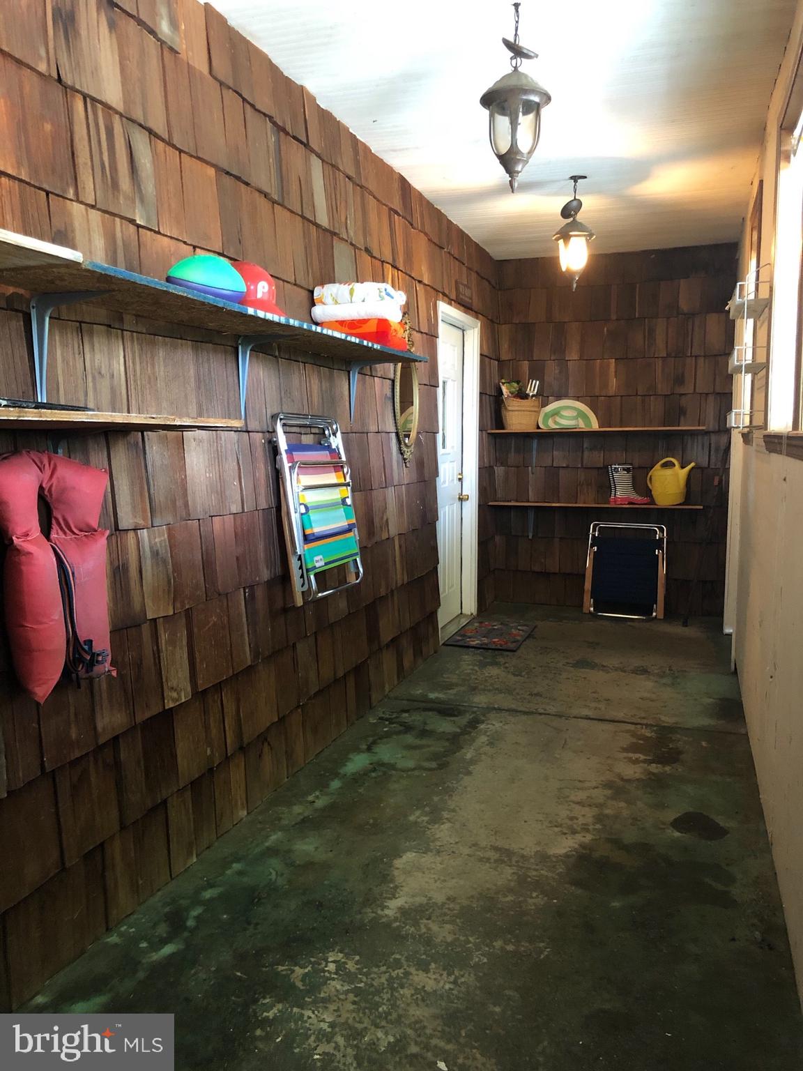 105 Jackson School Road Oxford, PA 19363 - Photo 18 of 22 Mud Room