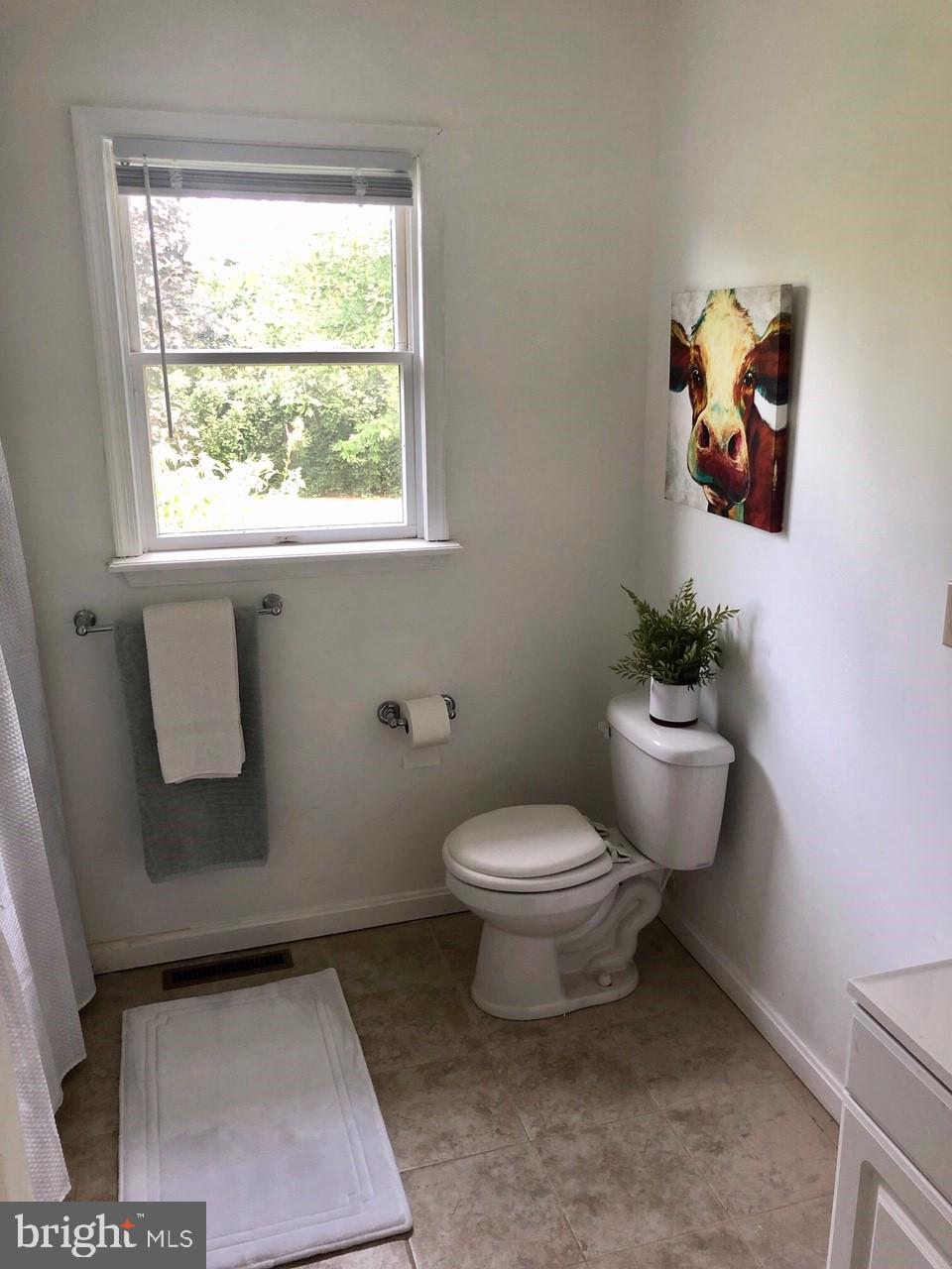 105 Jackson School Road Oxford, PA 19363 - Photo 10 of 22 Half Bath