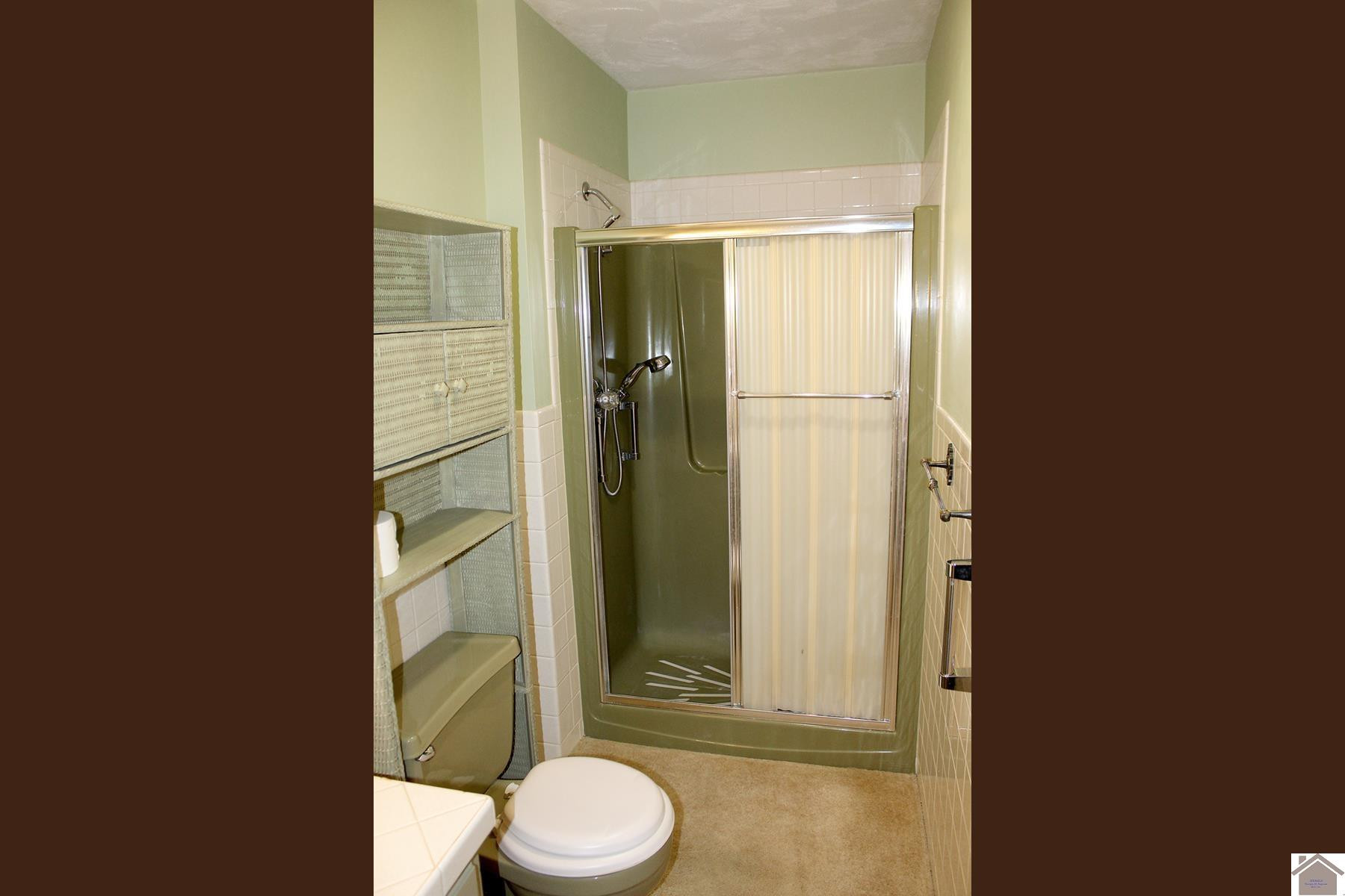 1307 Robertson Road North Murray, KY 42071 - Photo 14 of 22 Photo 14