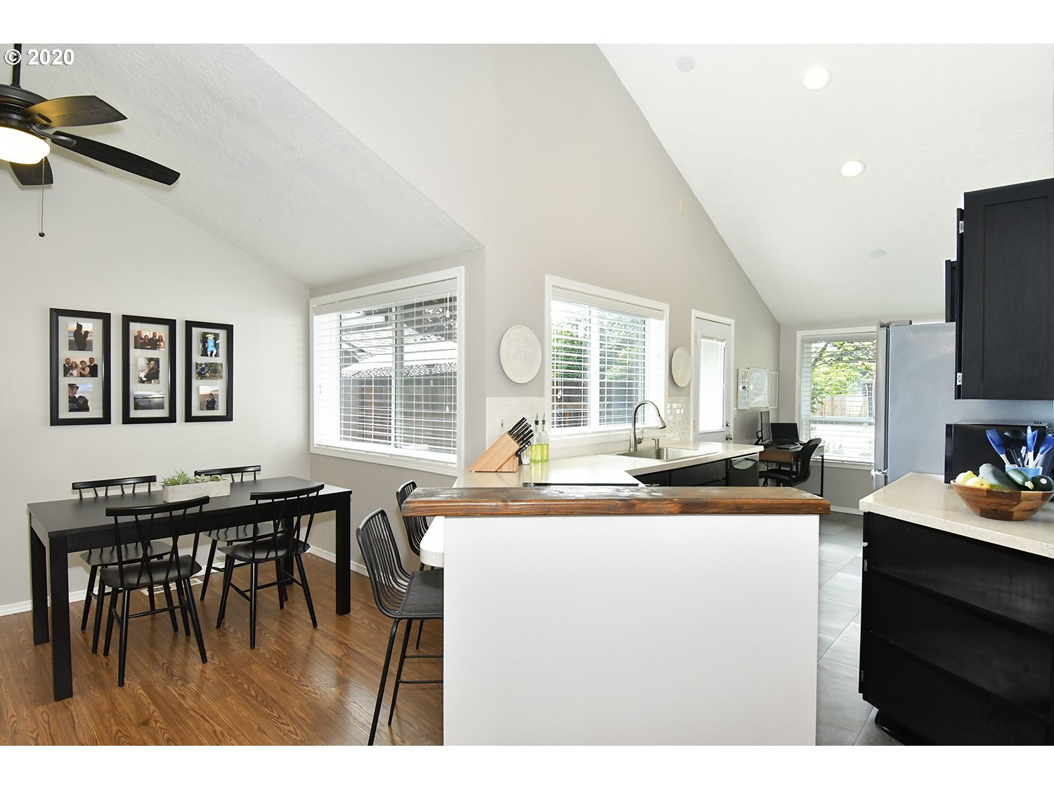 8348 Southwest Tygh Loop Tualatin, OR 97062 - Photo 4 of 19 Gallery Image 4