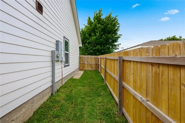 $255,000 | 507 North Logan Avenue, Bryan, TX 77803