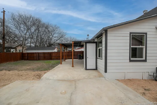 $1,950 | 1411 McKinley Avenue, San Antonio, TX 78210