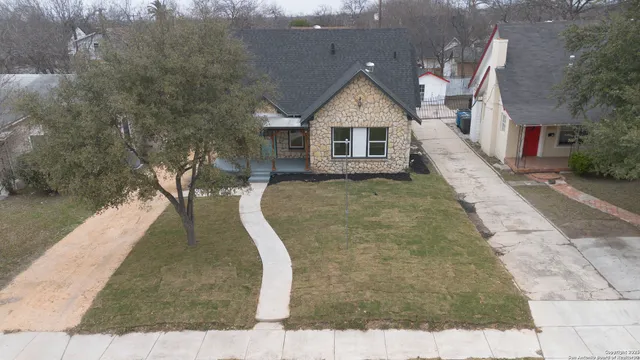 $1,950 | 1411 McKinley Avenue, San Antonio, TX 78210