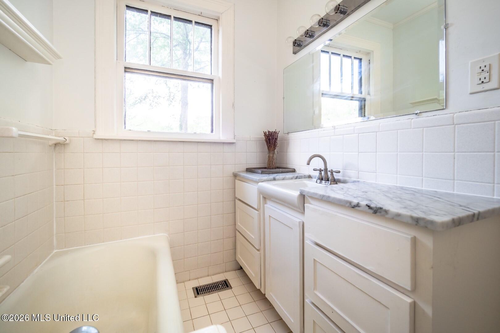 1602 St Ann Street Jackson, MS 39202 - Photo 19 of 34 P4160025