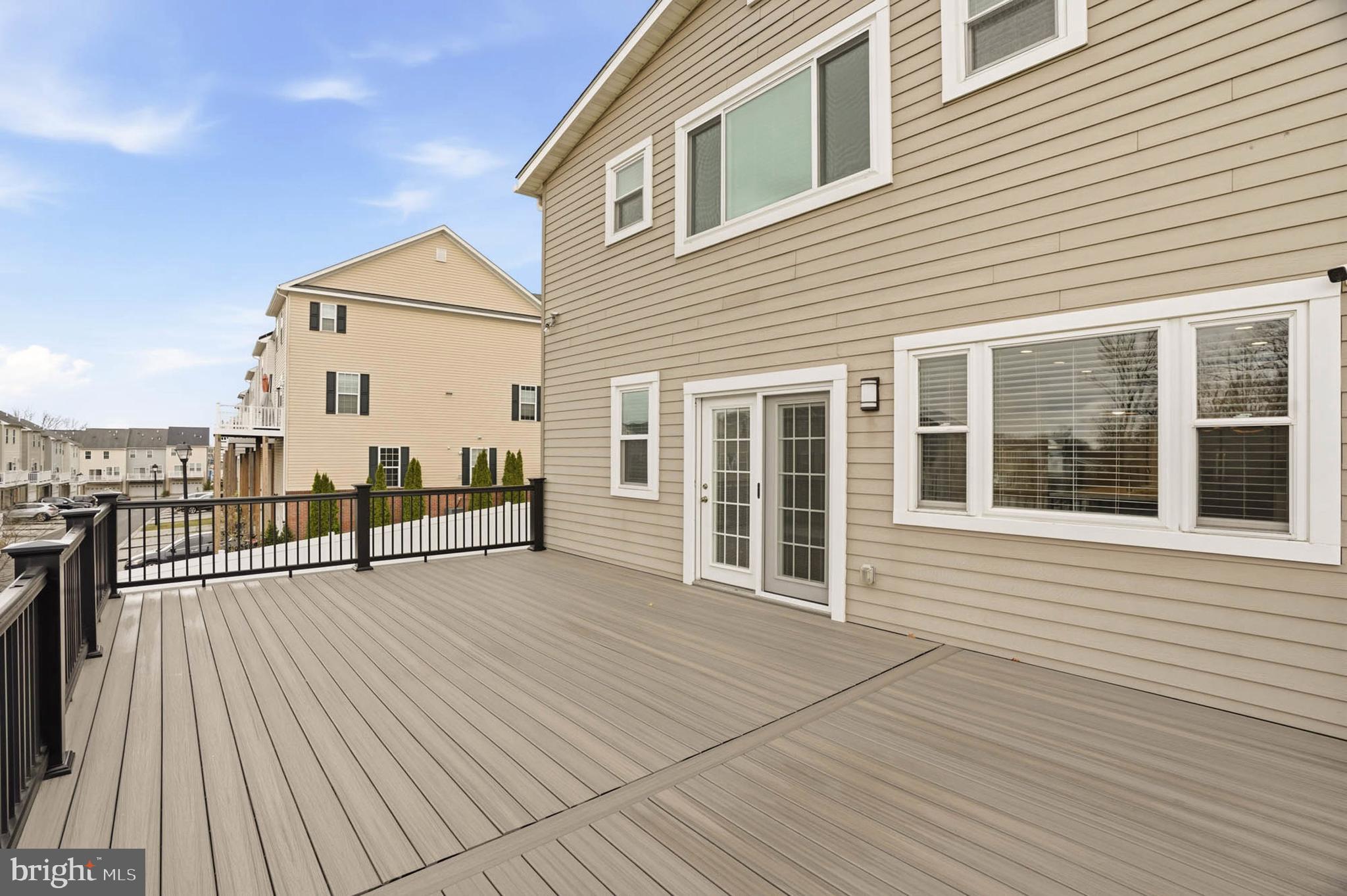 6108 Shady Spring Avenue Rosedale, MD 21237 - Photo 9 of 52