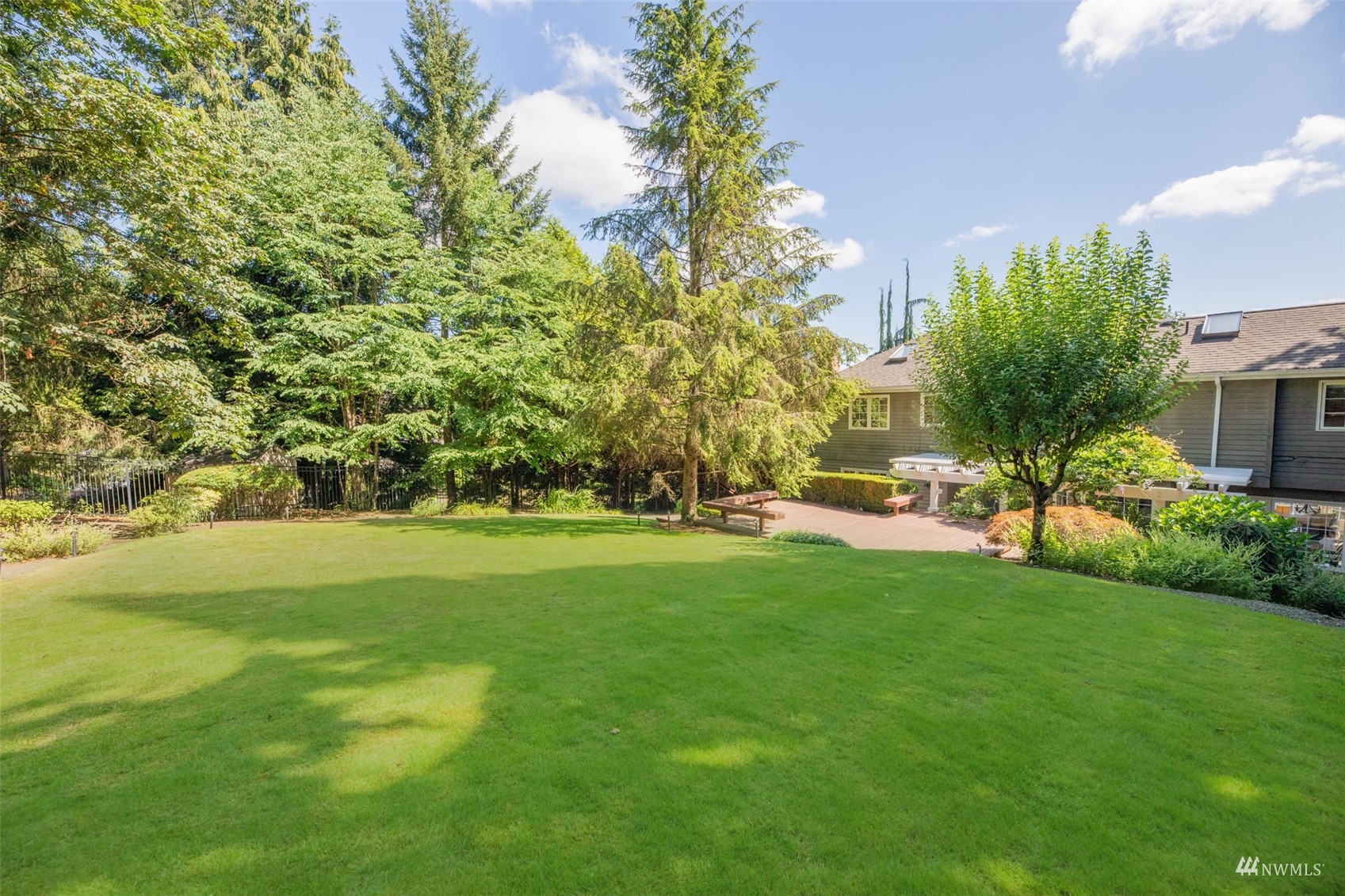 21118 50th Drive Southeast Bothell, WA 98021 - Photo 32 of 40 Gallery Image 32