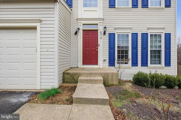 $2,700 | 6914 South Dewey Court, Fredericksburg, VA 22407