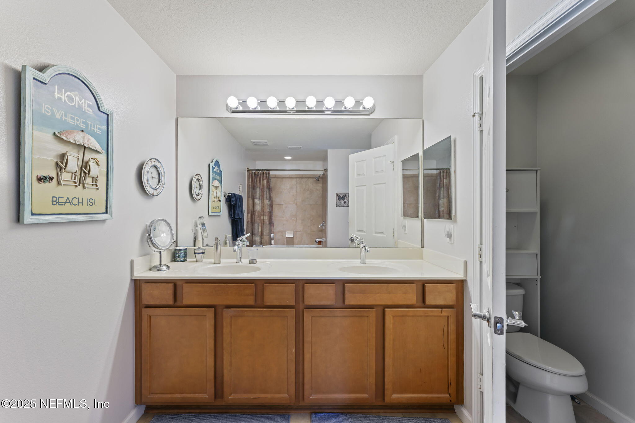 6881 Roundleaf Drive Jacksonville, FL 32258 - Photo 17 of 34 primary bathroom