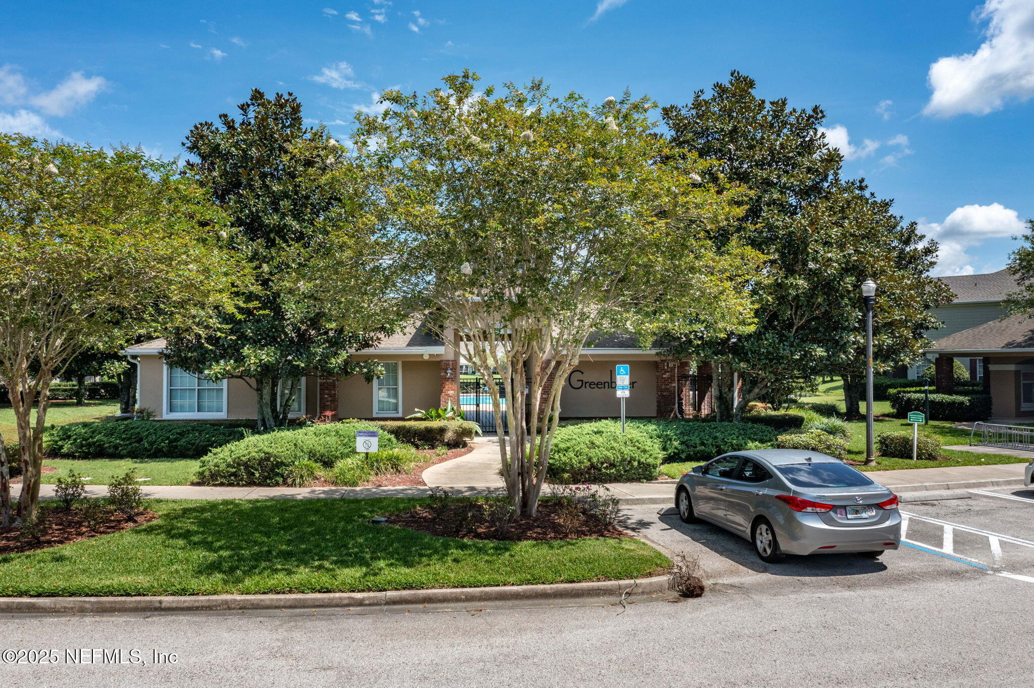 6881 Roundleaf Drive Jacksonville, FL 32258 - Photo 31 of 34 community area