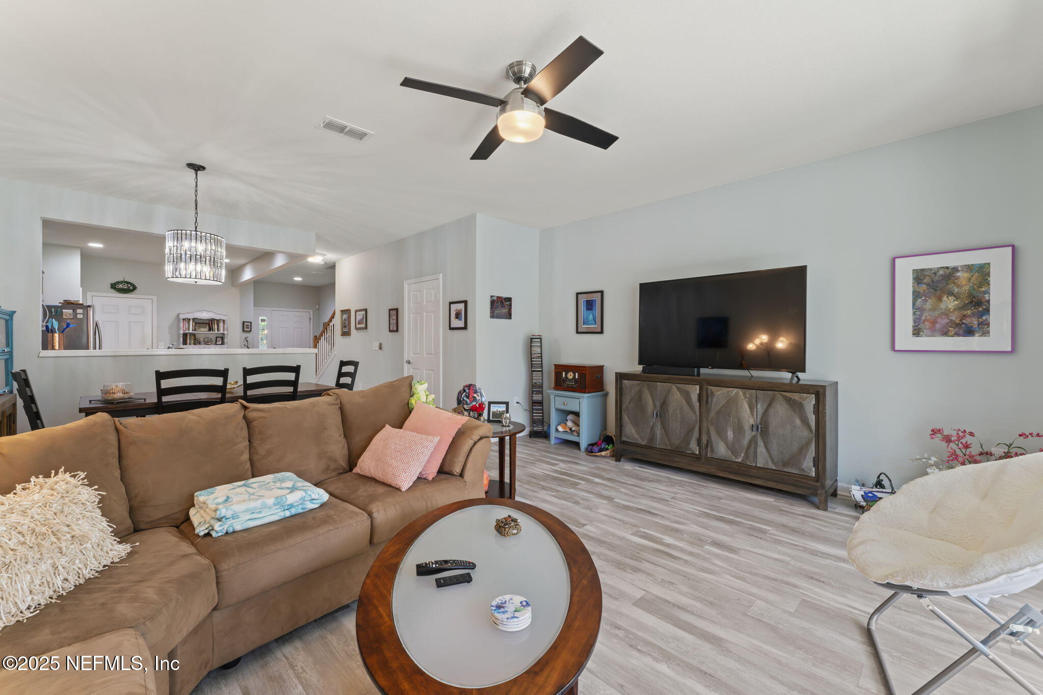 6881 Roundleaf Drive Jacksonville, FL 32258 - Photo 10 of 34 living room