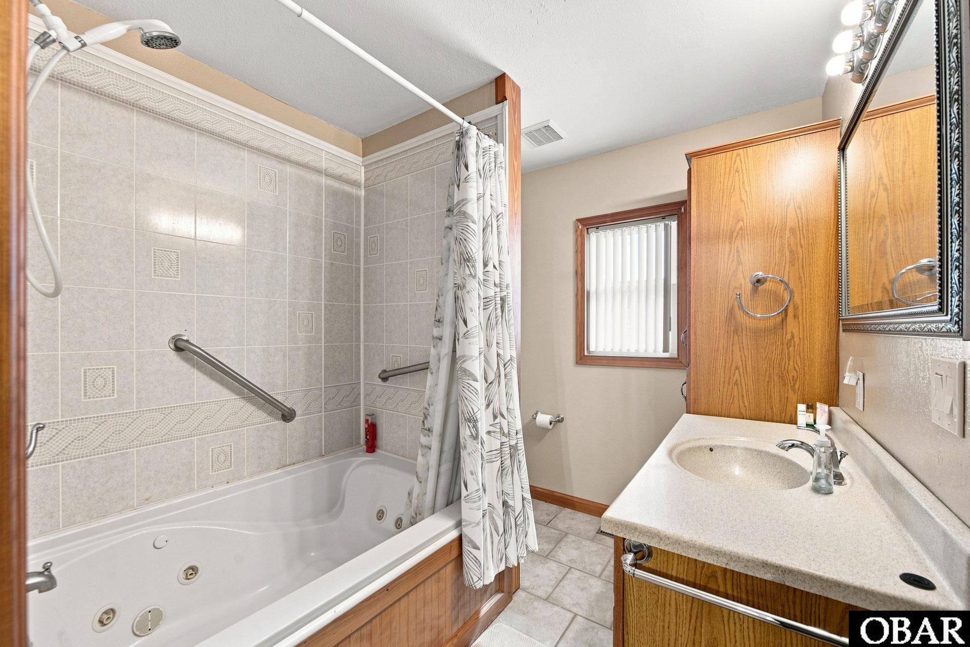163 Church Road Powells Point, NC 27966 - Photo 38 of 69 Bath in Master Bedroom # 2