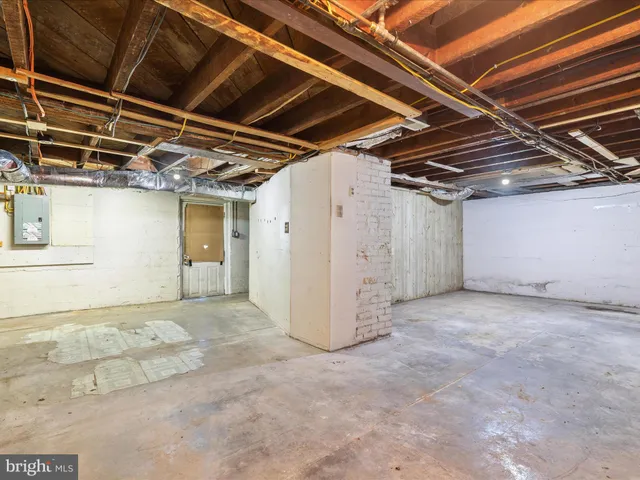 a view of empty room