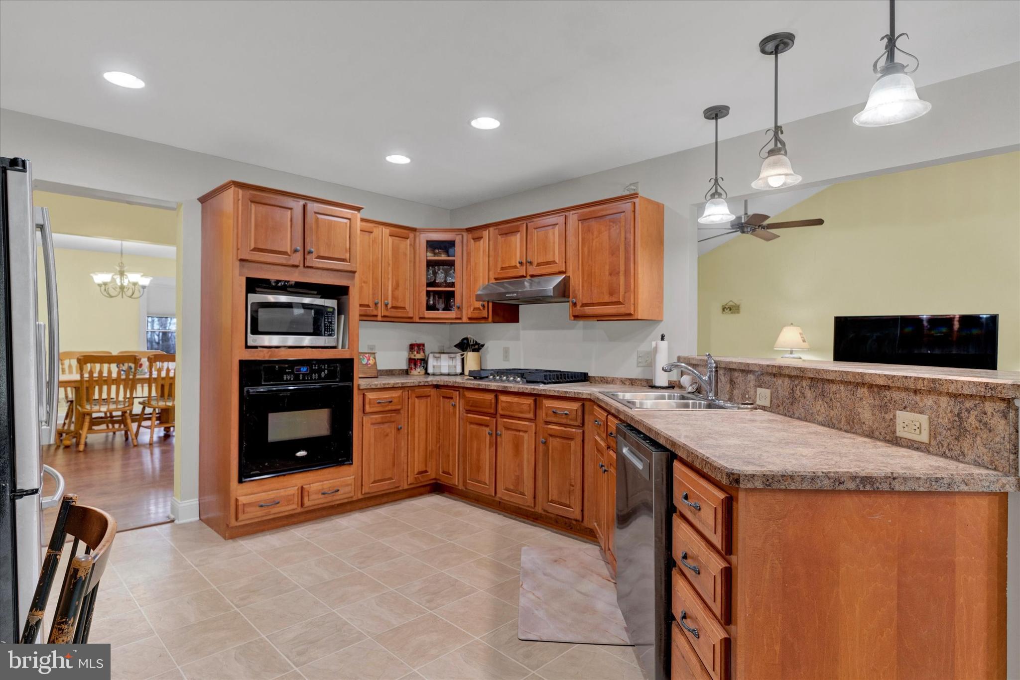 181 Fort Road Bernville, PA 19506 - Photo 3 of 43 Kitchen