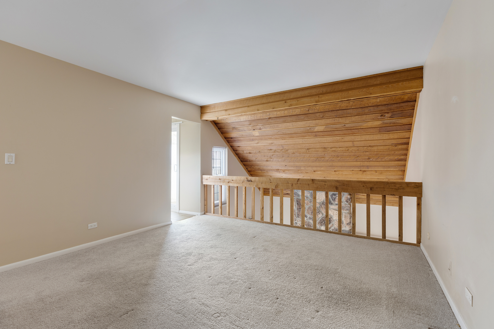 749 Shepard Court Gurnee, IL 60031 - Photo 15 of 22 a view of entryway